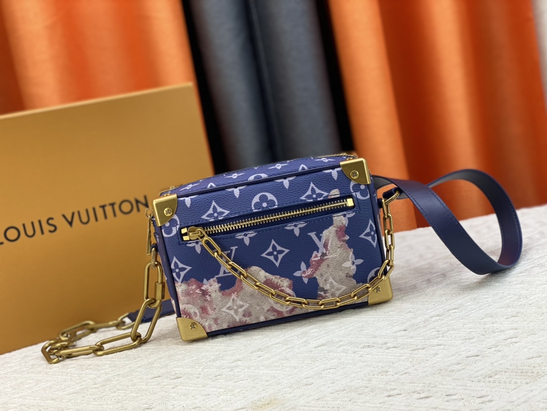 LV bag 655